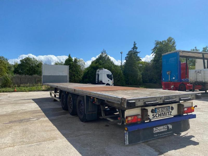 Schmitz Cargobull - Semi-remorque plateau: photos 5 Schmitz Cargobull - Semi-remorque plateau: photos 5