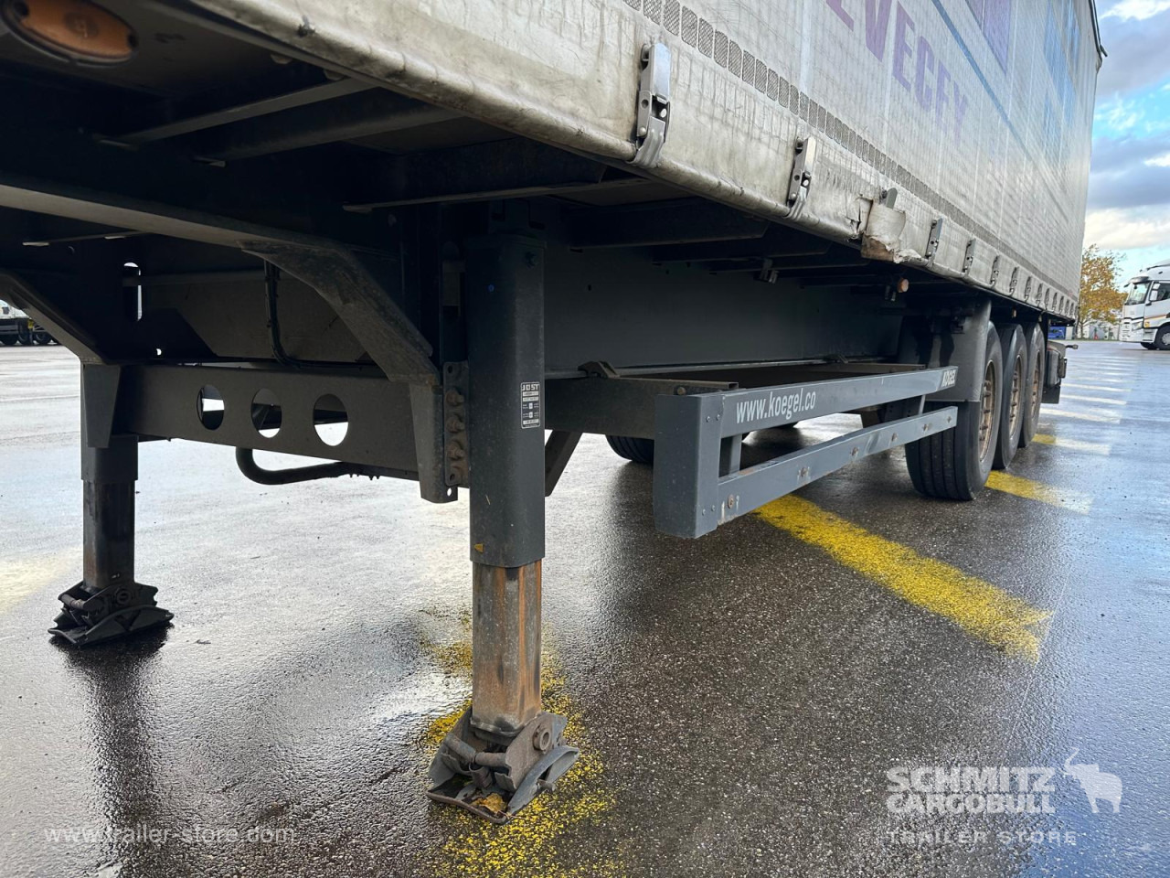 KOEGEL Curtainsider Standard - Semi-remorque rideaux coulissants: photos 2 KOEGEL Curtainsider Standard - Semi-remorque rideaux coulissants: photos 2