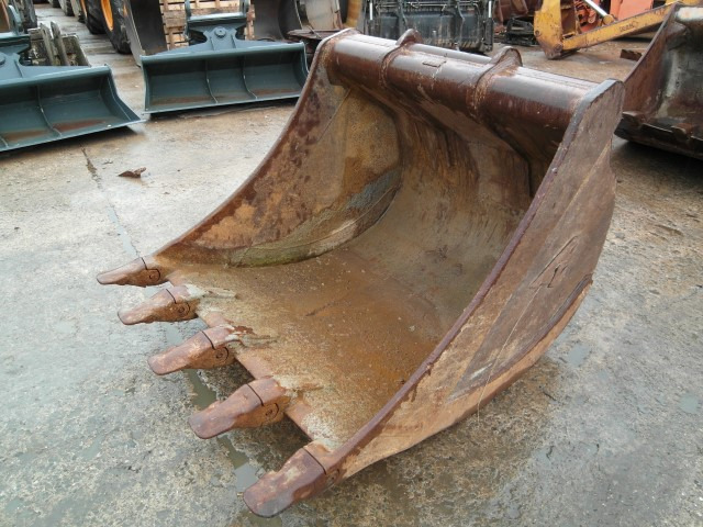 Arden  - Godet pour pelle: photos 1 Arden  - Godet pour pelle: photos 1