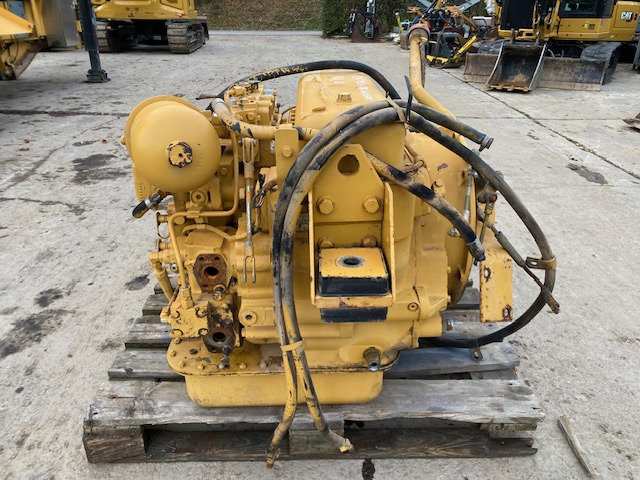 CAT 9J-5378 - CAT 953 - 20Z03789 - Boîte de vitesse pour Engins de chantier: photos 3 CAT 9J-5378 - CAT 953 - 20Z03789 - Boîte de vitesse pour Engins de chantier: photos 3