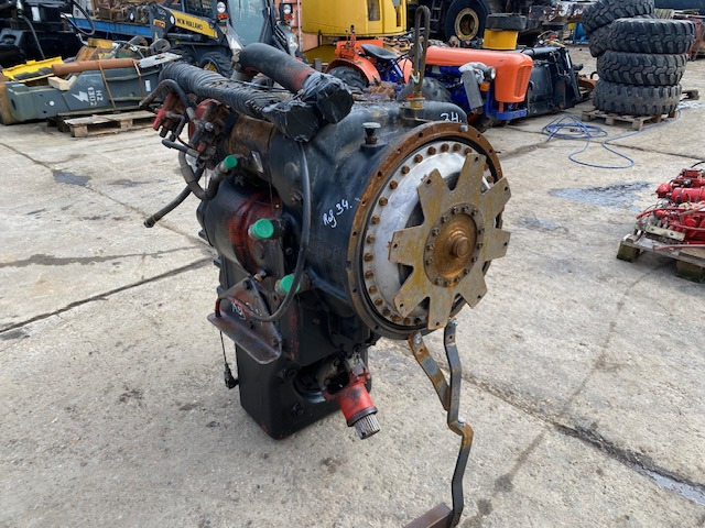 Clark 15HR36442-2 / O&K L45 - 164850 - Boîte de vitesse pour Engins de chantier: photos 2 Clark 15HR36442-2 / O&K L45 - 164850 - Boîte de vitesse pour Engins de chantier: photos 2