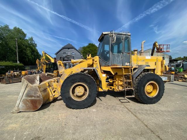 Chargeuse sur pneus Furukawa 335: photos 19 Chargeuse sur pneus Furukawa 335: photos 19