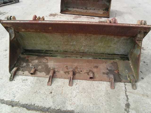 O&K L 6 - Godet pour chargeur: photos 5 O&K L 6 - Godet pour chargeur: photos 5