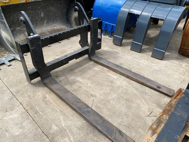 Paletten Gabel passend CAT 926-930-938 - Fourches: photos 2 Paletten Gabel passend CAT 926-930-938 - Fourches: photos 2