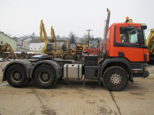 Tracteur routier Scania 124C.420 6x4: photos 16 Tracteur routier Scania 124C.420 6x4: photos 16