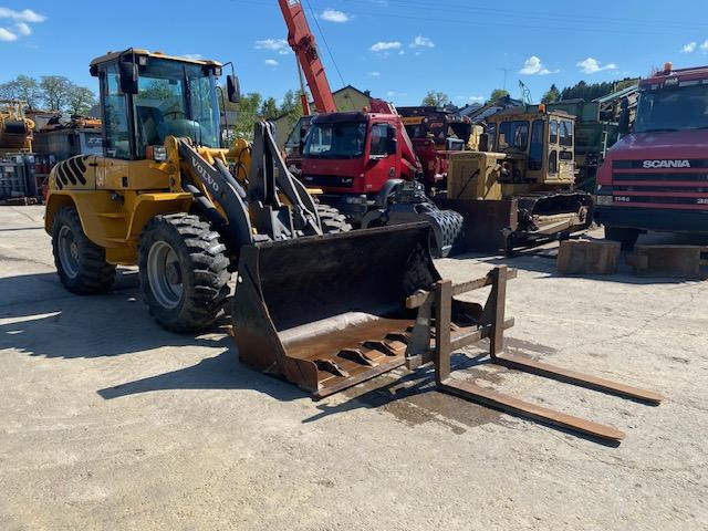 Volvo L 40 TP - Chargeuse sur pneus: photos 2 Volvo L 40 TP - Chargeuse sur pneus: photos 2