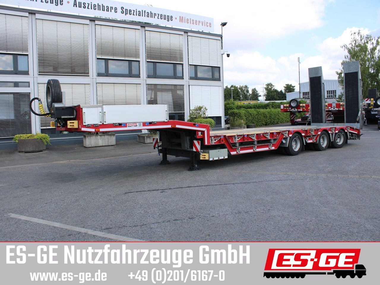ES-GE 3-Achs-Satteltieflader, Radmulden - Semi-remorque surbaissé: photos 2 ES-GE 3-Achs-Satteltieflader, Radmulden - Semi-remorque surbaissé: photos 2