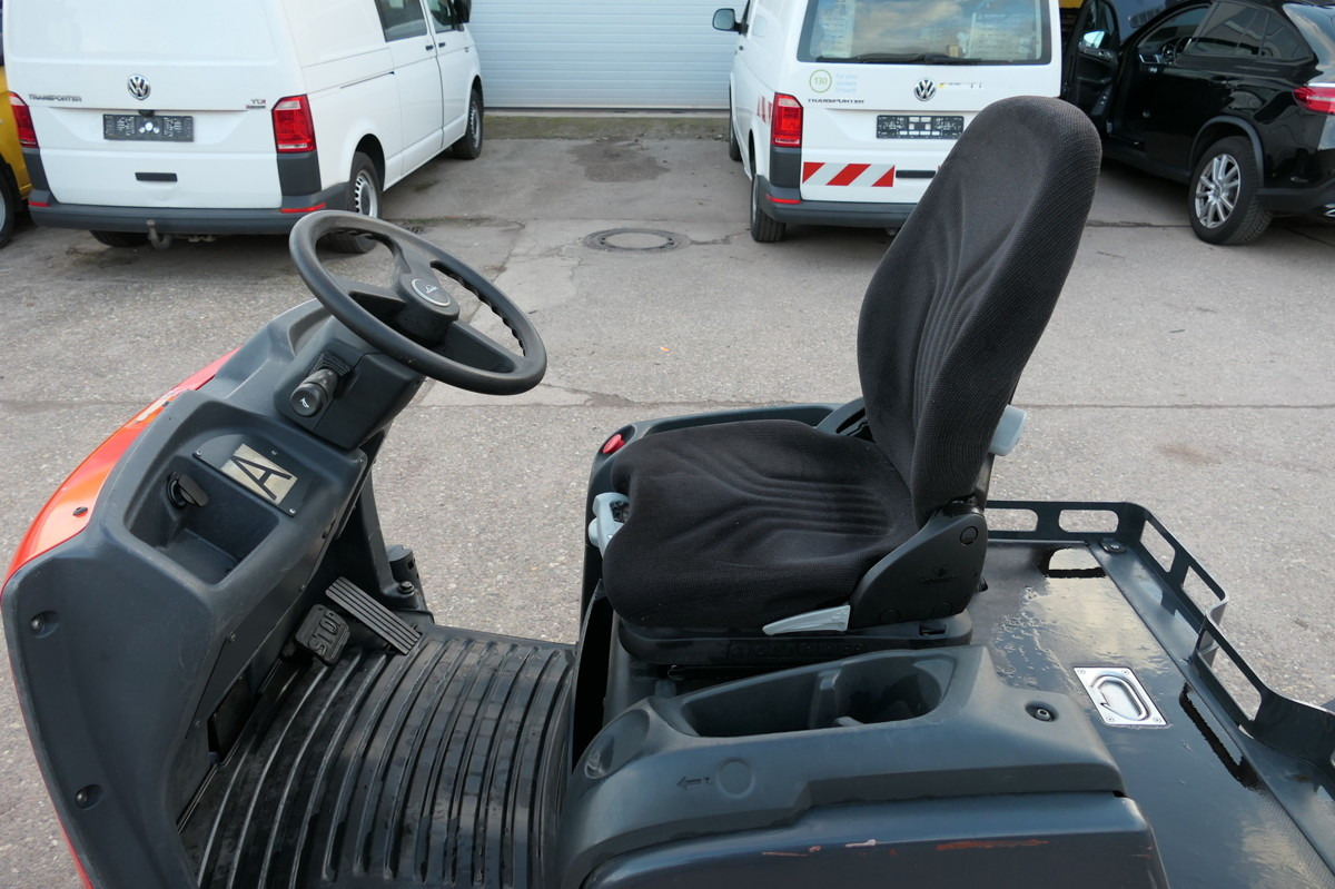 LINDE P 60 Z Schlepper Batterie 11/2019 - Autre matériel: photos 5 LINDE P 60 Z Schlepper Batterie 11/2019 - Autre matériel: photos 5