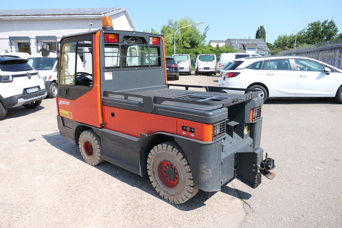 LINDE P250 Schlepper AHK Batterie 24/2021 Schiebetüren - Autre matériel: photos 4 LINDE P250 Schlepper AHK Batterie 24/2021 Schiebetüren - Autre matériel: photos 4