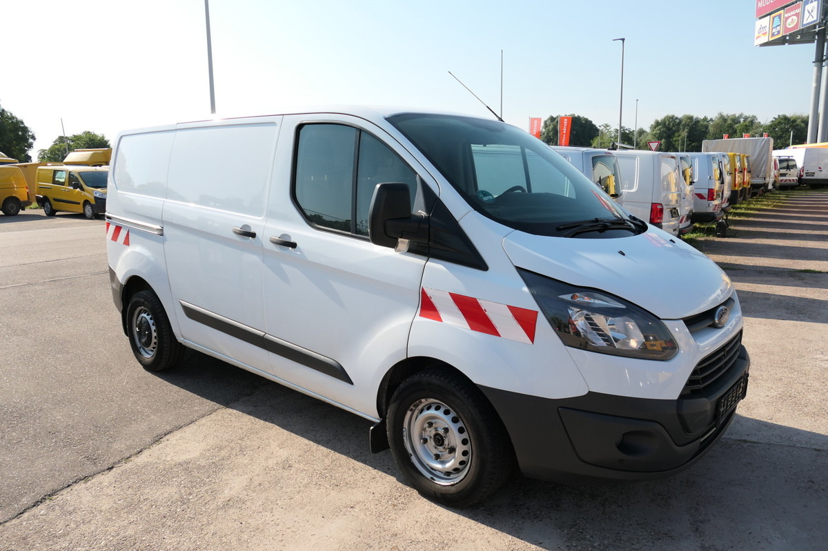 FORD Transit Custom 290 2.0 TDCi KLIMA TEMPOMAT AHK W - Fourgonnette: photos 2 FORD Transit Custom 290 2.0 TDCi KLIMA TEMPOMAT AHK W - Fourgonnette: photos 2