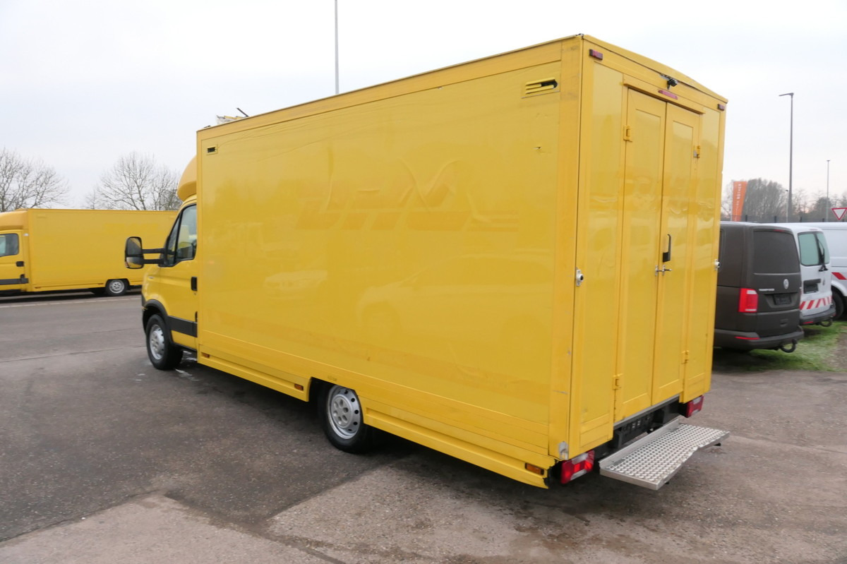 IVECO Daily 35 S11 C30C AUTOMATIK KAMERA MAXI KAMERA R - Fourgon grand volume: photos 4 IVECO Daily 35 S11 C30C AUTOMATIK KAMERA MAXI KAMERA R - Fourgon grand volume: photos 4