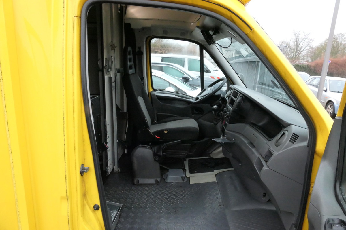 IVECO Daily 35 S11 C30C AUTOMATIK KAMERA MAXI KAMERA R - Fourgon grand volume: photos 5 IVECO Daily 35 S11 C30C AUTOMATIK KAMERA MAXI KAMERA R - Fourgon grand volume: photos 5