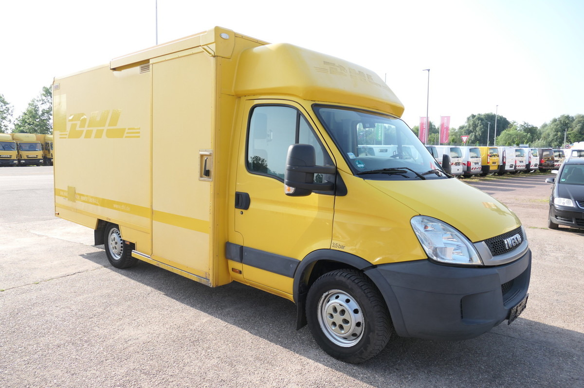 IVECO Daily 35 S11 C30C AUTOMATIK KAMERA MAXI Regale D - Fourgon grand volume: photos 2 IVECO Daily 35 S11 C30C AUTOMATIK KAMERA MAXI Regale D - Fourgon grand volume: photos 2