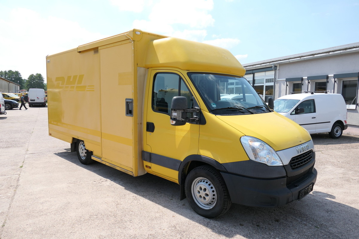 IVECO Daily 35 S11 C30C AUTOMATIK KAMERA Regale LUFT D - Fourgon grand volume: photos 2 IVECO Daily 35 S11 C30C AUTOMATIK KAMERA Regale LUFT D - Fourgon grand volume: photos 2