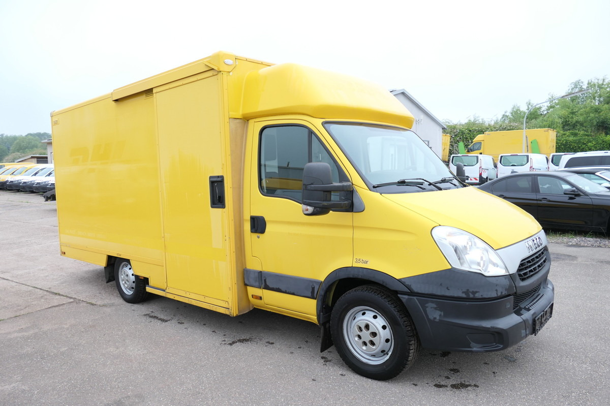 IVECO Daily 35 S11 C30C AUTOMATIK KAMERA Regale LUFT D - Fourgon grand volume: photos 1 IVECO Daily 35 S11 C30C AUTOMATIK KAMERA Regale LUFT D - Fourgon grand volume: photos 1