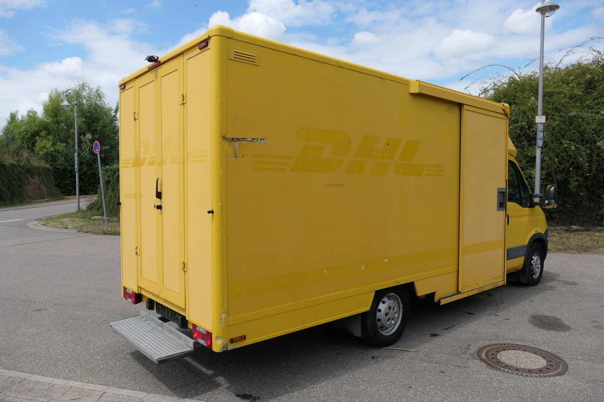 IVECO Daily 35 S11 C30C AUTOMATIK KAMERA Regale LUFT D - Fourgon grand volume: photos 3 IVECO Daily 35 S11 C30C AUTOMATIK KAMERA Regale LUFT D - Fourgon grand volume: photos 3