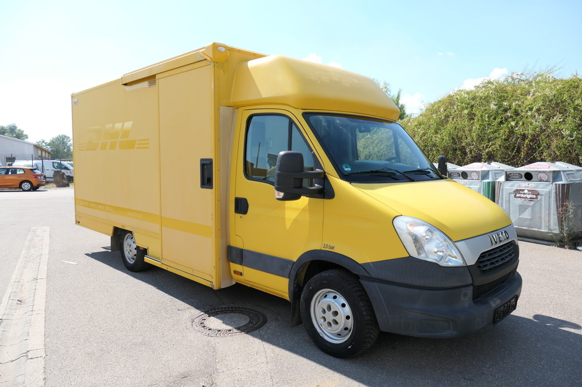IVECO Daily 35 S11 C30C AUTOMATIK KAMERA Regale LUFT D - Fourgon grand volume: photos 2 IVECO Daily 35 S11 C30C AUTOMATIK KAMERA Regale LUFT D - Fourgon grand volume: photos 2