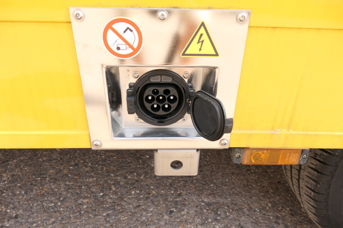 Fourgon grand volume, Utilitaire électrique IVECO Daily 35 S11 C30C ELEKTRO COC Umbau 08/2021 Firm: photos 14