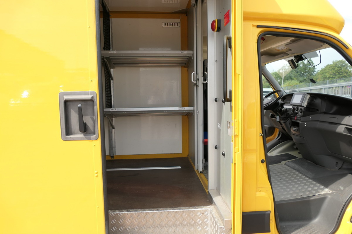 Photo d'intérieur 1: Fourgon grand volume, Utilitaire électrique IVECO Daily 35 S11 C30C ELEKTRO COC Umbau 08/2021 Firm