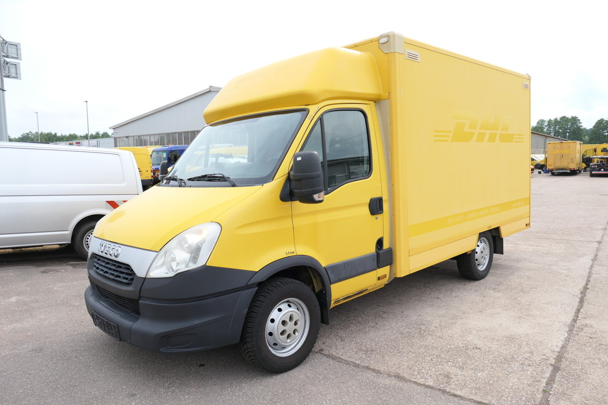 IVECO Daily 35 S11 C30C Kurz AUTOMATIK KAMERA Regale L - Fourgon grand volume: photos 1 IVECO Daily 35 S11 C30C Kurz AUTOMATIK KAMERA Regale L - Fourgon grand volume: photos 1
