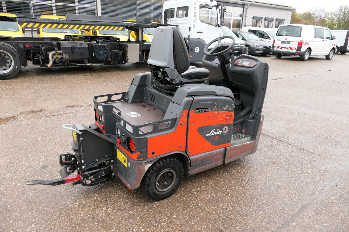 LINDE P 60 Z Schlepper Batterie 40/2020 3-Rad - Chariot tracteur: photos 4 LINDE P 60 Z Schlepper Batterie 40/2020 3-Rad - Chariot tracteur: photos 4