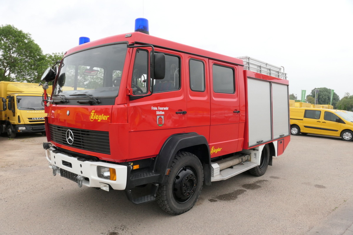 MERCEDES-BENZ 917 AF LF8/6 Feuerwehrfahrzeug - Camion de pompier: photos 2 MERCEDES-BENZ 917 AF LF8/6 Feuerwehrfahrzeug - Camion de pompier: photos 2