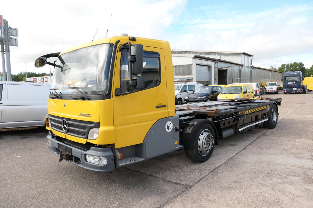 MERCEDES-BENZ KAMAG WBH 25 Wiesel Terberg Umsetzfahrz. Sattelk - Camion porte-conteneur/ Caisse mobile: photos 3 MERCEDES-BENZ KAMAG WBH 25 Wiesel Terberg Umsetzfahrz. Sattelk - Camion porte-conteneur/ Caisse mobile: photos 3