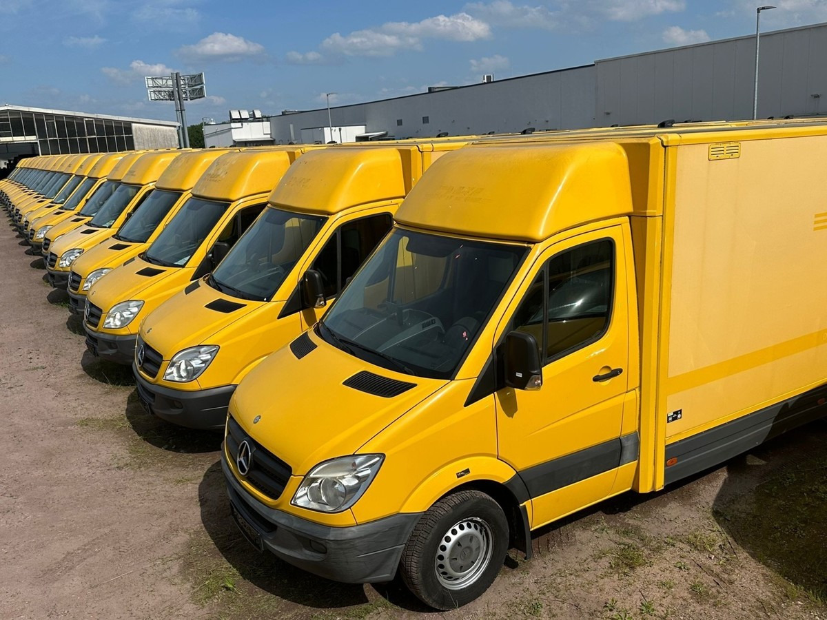 MERCEDES-BENZ SPRINTER 310 CDI MAXI EURO-5 KOFFER REGALE KAMER - Fourgon grand volume: photos 1 MERCEDES-BENZ SPRINTER 310 CDI MAXI EURO-5 KOFFER REGALE KAMER - Fourgon grand volume: photos 1
