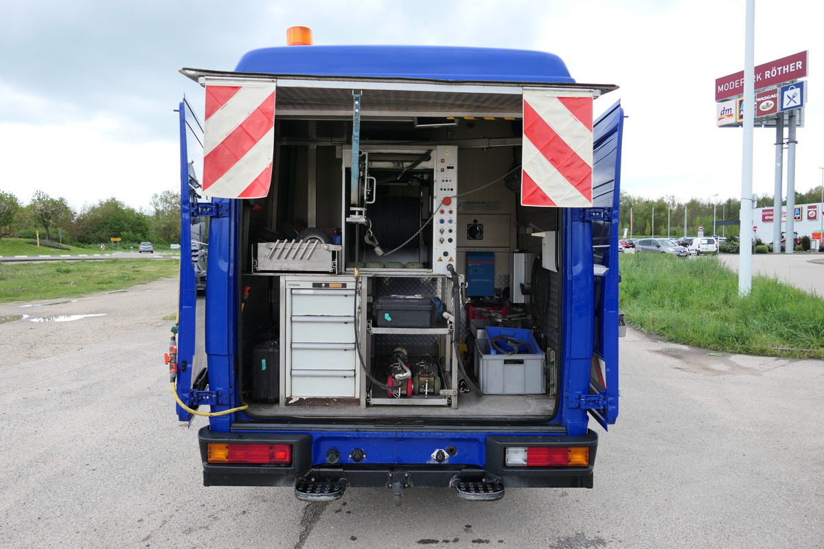 MERCEDES-BENZ Vario 816 D Kanalinspektion Kanal TV Standheizun - Camion hydrocureur: photos 1 MERCEDES-BENZ Vario 816 D Kanalinspektion Kanal TV Standheizun - Camion hydrocureur: photos 1