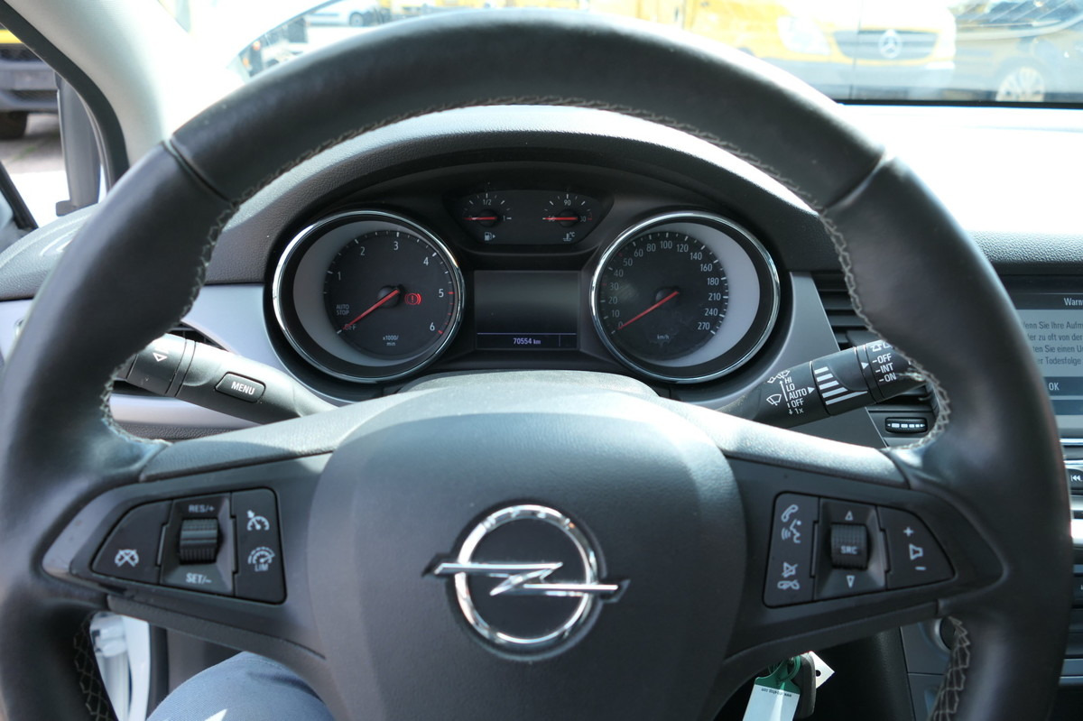 Voiture OPEL Astra Sports Tourer 1.5 CDTI KLIMA: photos 13
