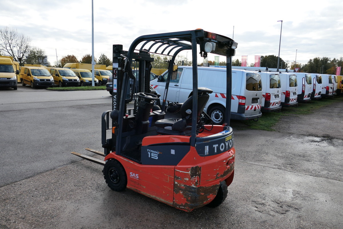 TOYOTA 7FBEST 15 Elektro Batterie 24/2018 3-Rad - Chariot élévateur électrique: photos 5 TOYOTA 7FBEST 15 Elektro Batterie 24/2018 3-Rad - Chariot élévateur électrique: photos 5