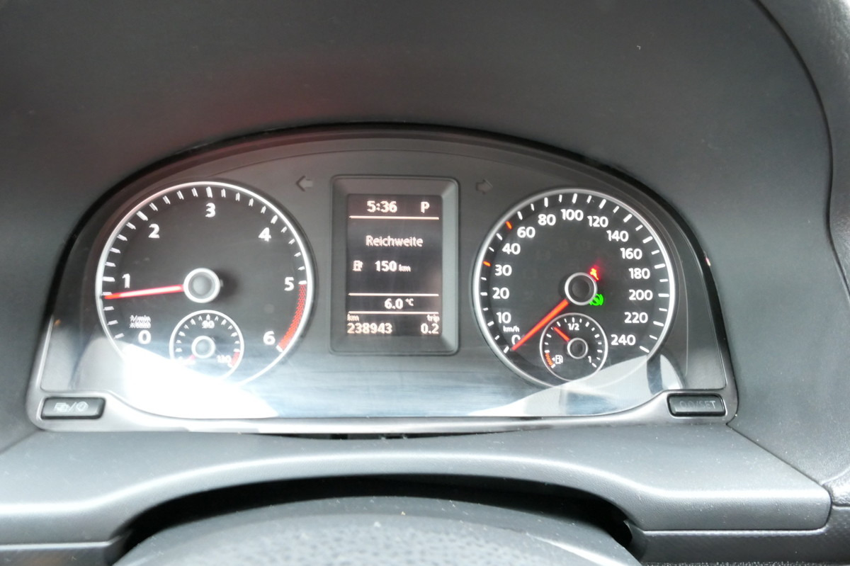 Fourgonnette VW Caddy 1,6 TDI Typ 2K Automatik Klima Sortimo Wer: photos 18