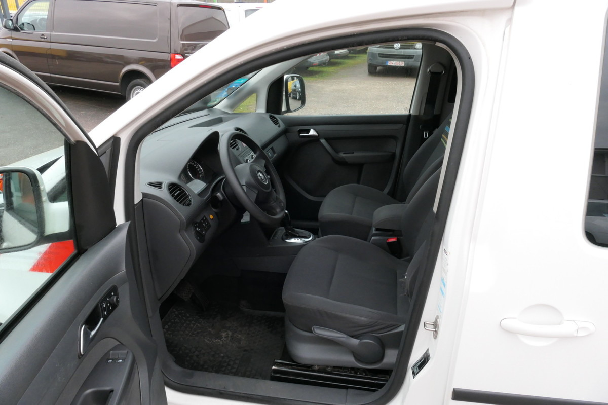 Fourgonnette VW Caddy 1,6 TDI Typ 2K Automatik Klima Sortimo Wer: photos 12