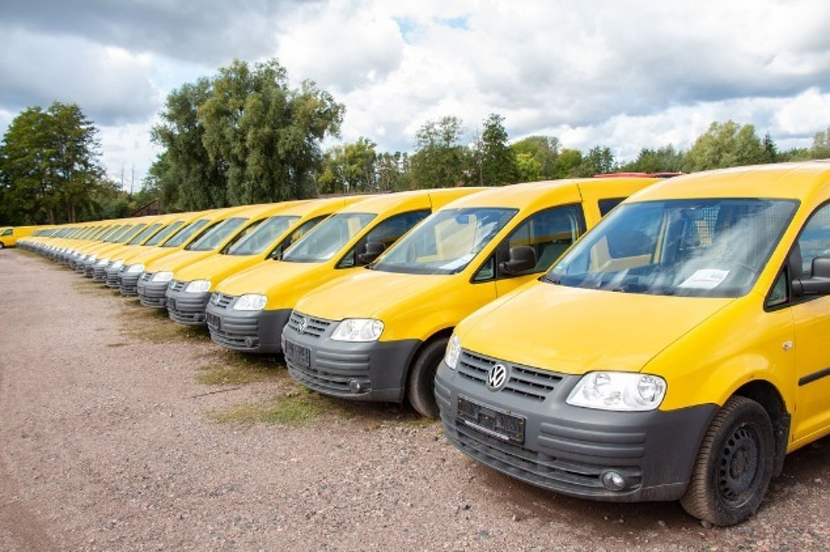 VW Caddy 2.0 SDI PARKTRONIK 2xSCHIEBETÜR - Fourgonnette: photos 1 VW Caddy 2.0 SDI PARKTRONIK 2xSCHIEBETÜR - Fourgonnette: photos 1