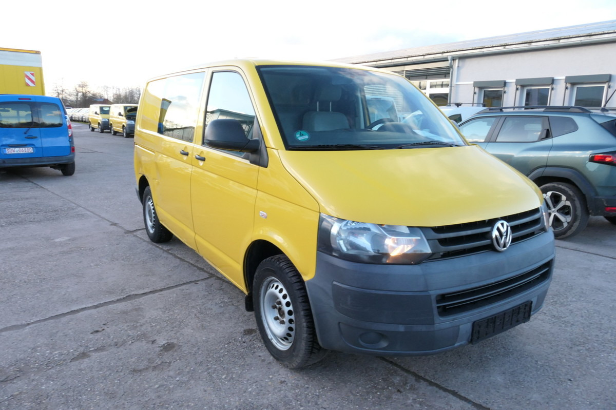 VW T5 Transporter 1.9 TDI PARKTRONIK 2xSCHIEBETÜR - Fourgonnette: photos 3 VW T5 Transporter 1.9 TDI PARKTRONIK 2xSCHIEBETÜR - Fourgonnette: photos 3