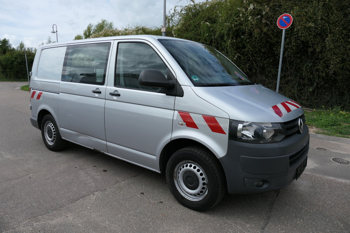 VW T5 Transporter 2.0 TDI 4Motion Flügeltür Klima A - Fourgonnette: photos 3 VW T5 Transporter 2.0 TDI 4Motion Flügeltür Klima A - Fourgonnette: photos 3