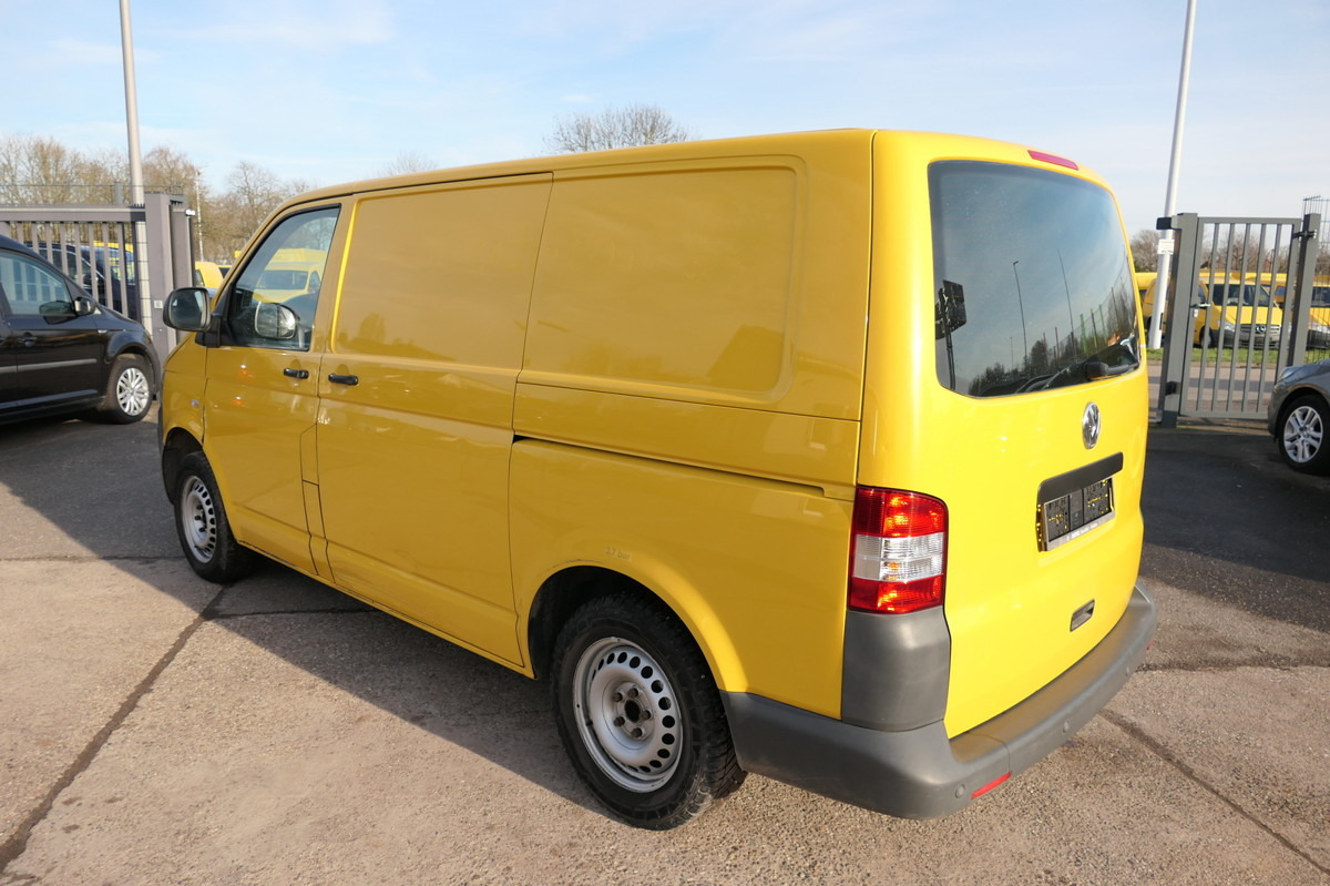 VW T5 Transporter 2.0 TDI PARKTRONIK 2xSCHIEBETÜR C - Fourgonnette: photos 5 VW T5 Transporter 2.0 TDI PARKTRONIK 2xSCHIEBETÜR C - Fourgonnette: photos 5