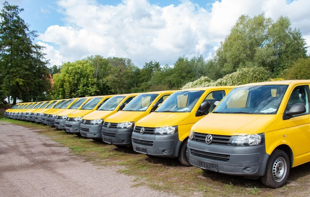 VW T5 Transporter 2.0 TDI PARKTRONIK 2xSCHIEBETÜR C - Fourgonnette: photos 1 VW T5 Transporter 2.0 TDI PARKTRONIK 2xSCHIEBETÜR C - Fourgonnette: photos 1