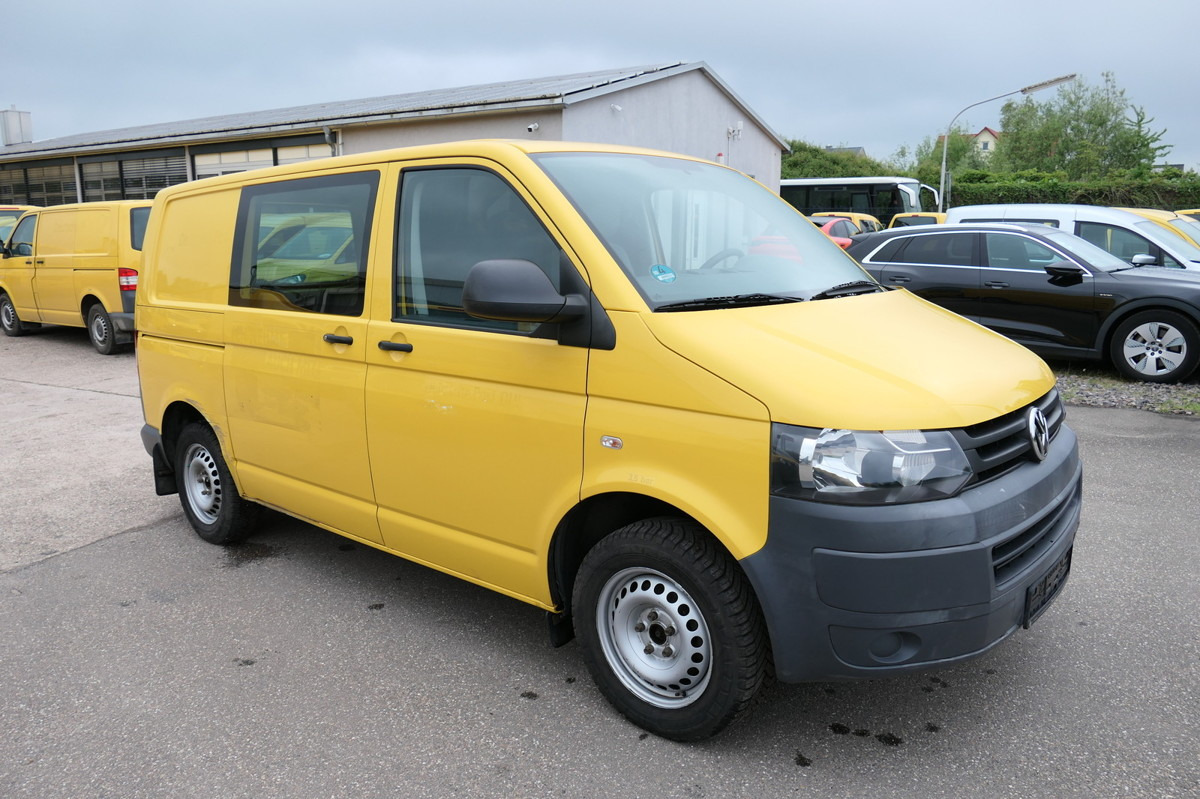 VW T5 Transporter 2.0 TDI PARKTRONIK EURO-5 2xSCHIE - Fourgonnette: photos 3 VW T5 Transporter 2.0 TDI PARKTRONIK EURO-5 2xSCHIE - Fourgonnette: photos 3