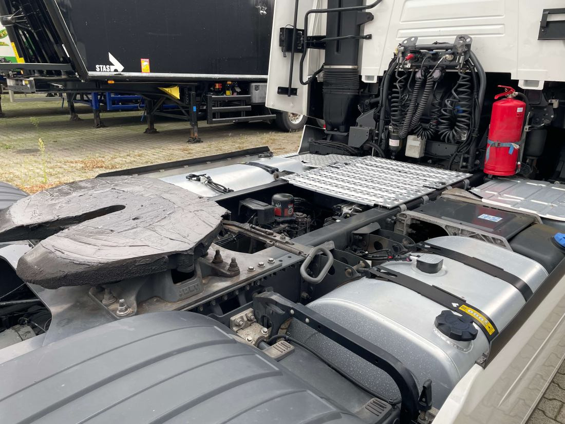 Tracteur routier Renault T HIGH 520 4x2 new tacho - Parking Airco: photos 9