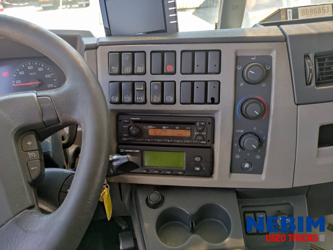 Camion frigorifique Volvo FL 280 4x2 Engine problem: photos 6