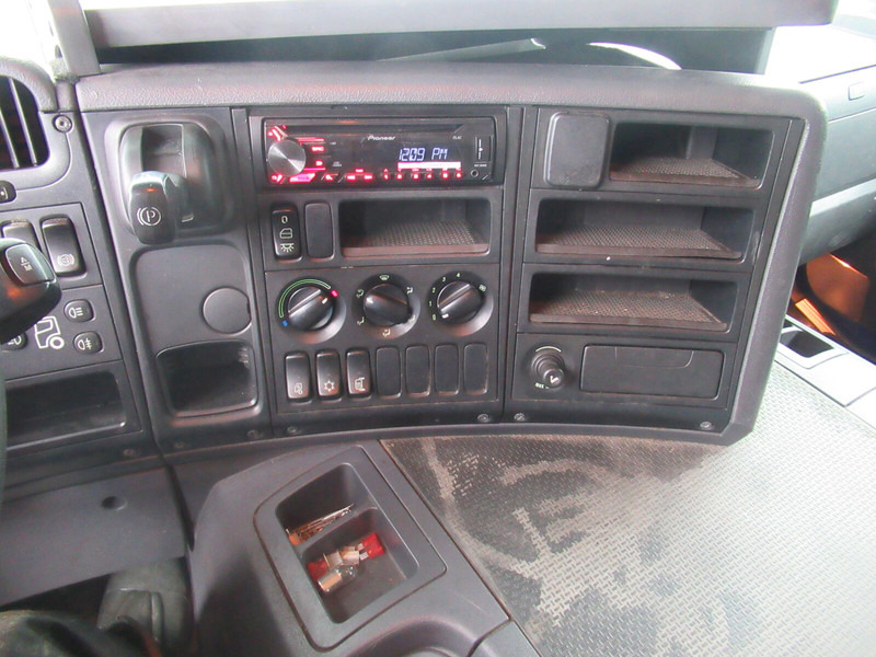 Camion à rideaux coulissants Scania p310: photos 14