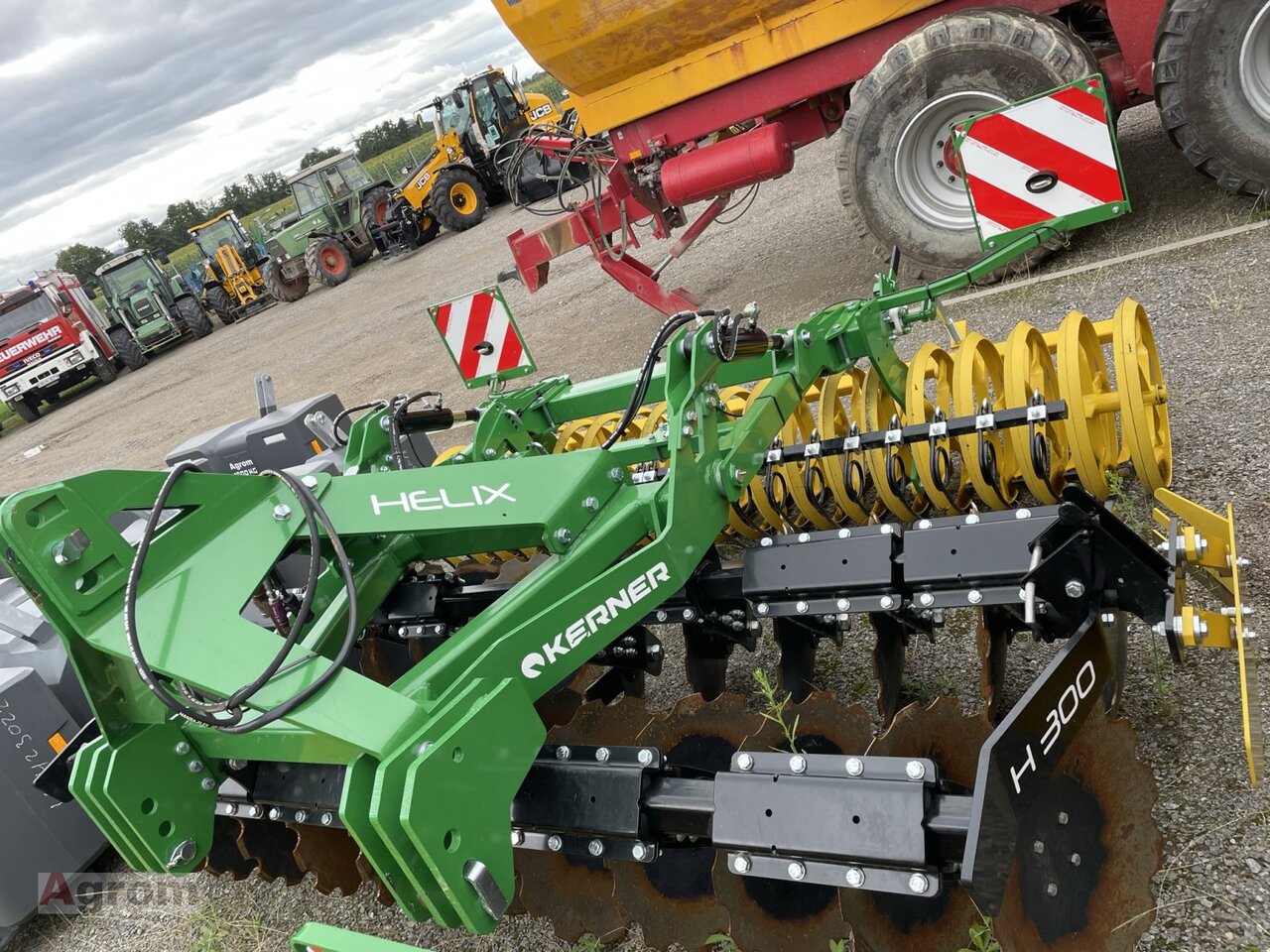 Kerner Helix H300 - Cover crop: photos 1 Kerner Helix H300 - Cover crop: photos 1