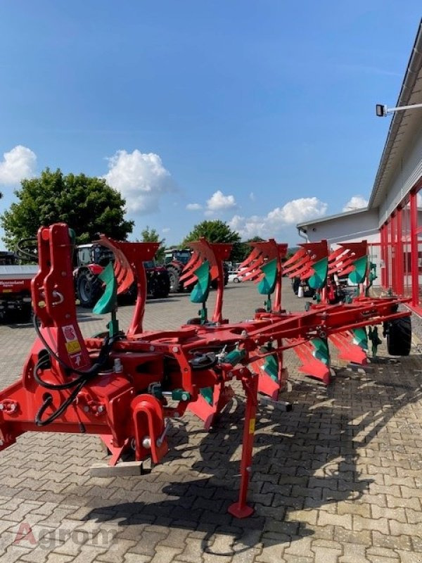 Kverneland 3300 S - Charrue: photos 1 Kverneland 3300 S - Charrue: photos 1