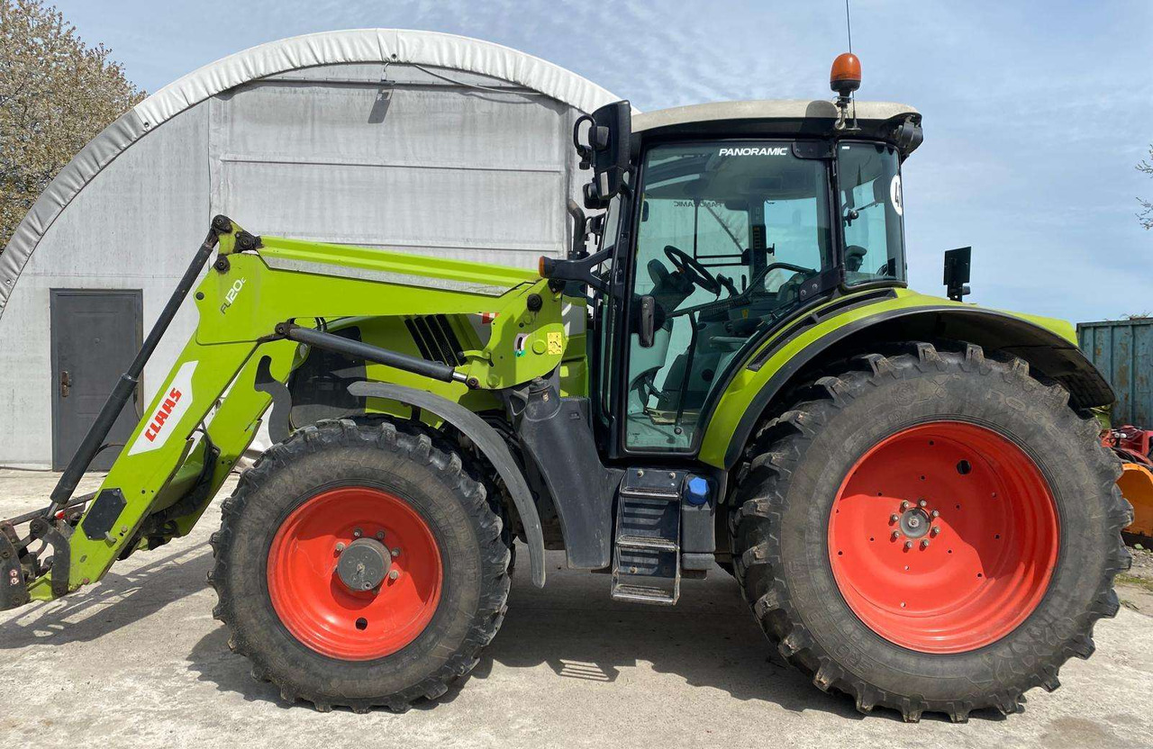 Claas Arion 440 su Claaas front.kr. - Tracteur agricole: photos 4 Claas Arion 440 su Claaas front.kr. - Tracteur agricole: photos 4