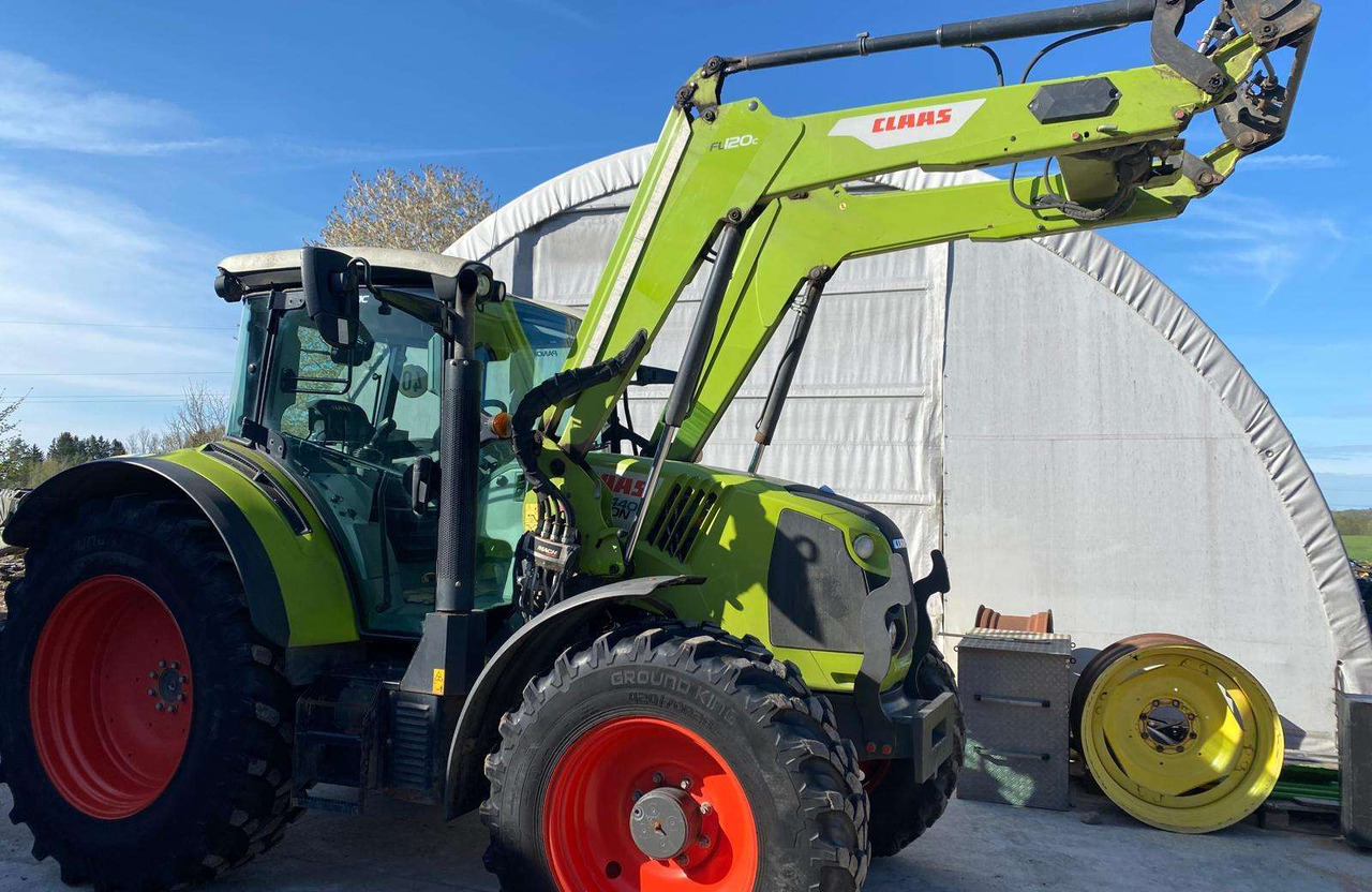 Claas Arion 440 su Claaas front.kr. - Tracteur agricole: photos 1 Claas Arion 440 su Claaas front.kr. - Tracteur agricole: photos 1