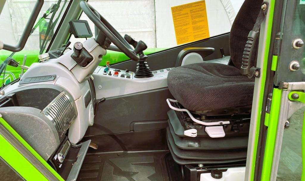 Merlo P38.10 Turbo Farmer - Chariot télescopique: photos 5 Merlo P38.10 Turbo Farmer - Chariot télescopique: photos 5