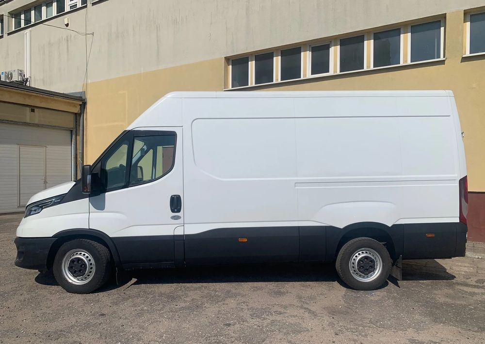 Iveco DAILY - Fourgon utilitaire: photos 3 Iveco DAILY - Fourgon utilitaire: photos 3