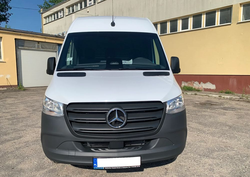 Mercedes-Benz SPRINTER 317 CDI Furgon PRO - Fourgon utilitaire: photos 2 Mercedes-Benz SPRINTER 317 CDI Furgon PRO - Fourgon utilitaire: photos 2