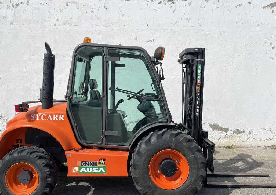 Ausa C 250 H X4 - Chariot tout terrain: photos 2 Ausa C 250 H X4 - Chariot tout terrain: photos 2